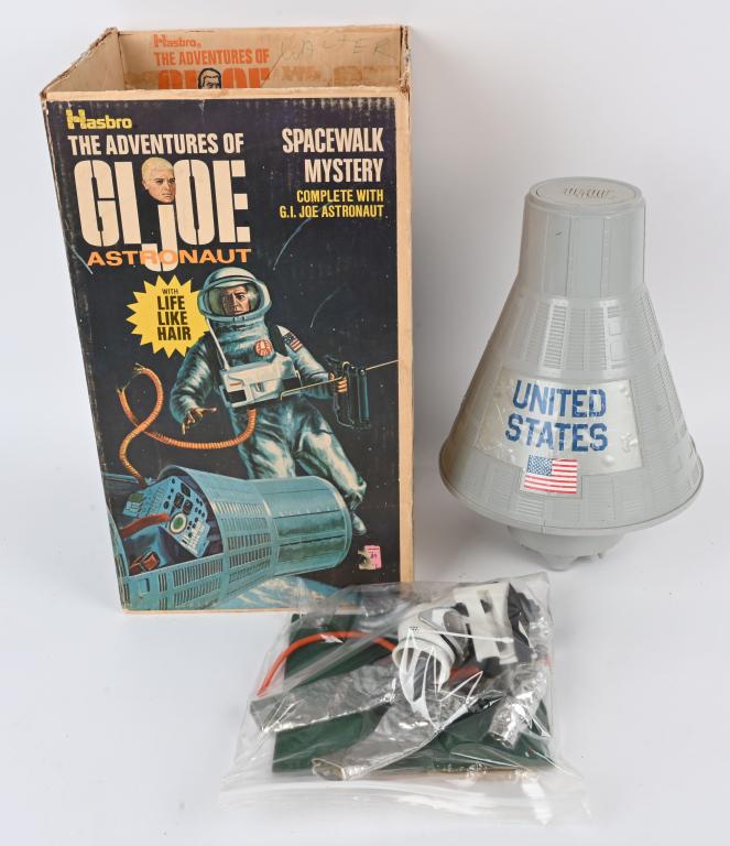 HASBRO GI JOE SPACEWALK MYSTERY w/ BOX (1 of 7)