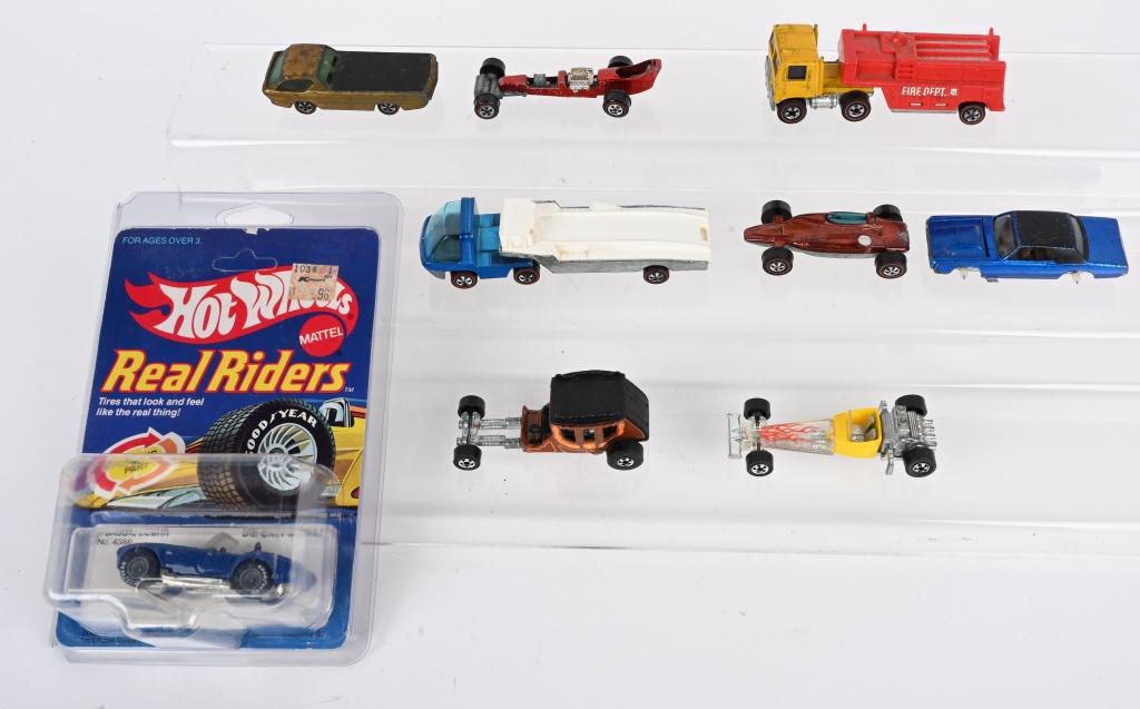 LOT OF HOT WHEELS CARS (1 of 5)