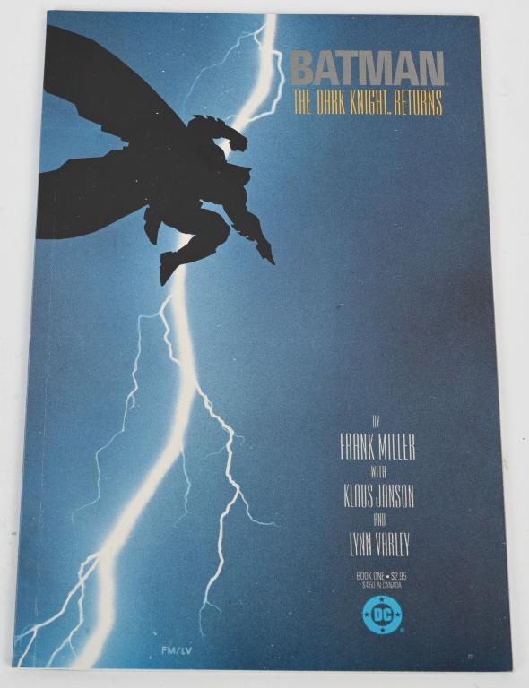 BATMAN DARK KNIGHT RETURNS #1 COMIC BOOK (1 of 2)