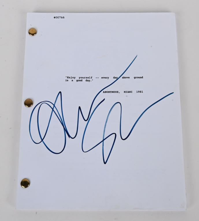 SCARFACE SCRIPT AUTOGRAPHED BY OLIVER STONE (1 of 3)