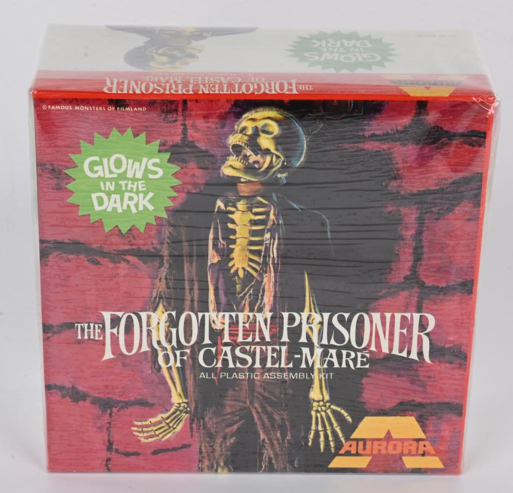 AURORA GLOW IN DARK FORGOTTEN PRISIONER SEALED (1 of 6)