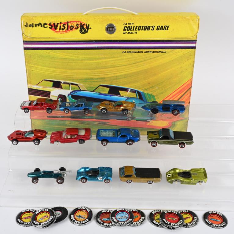 HOT WHEELS RED LINCE CASE, CARS, & BUTTONS (1 of 5)
