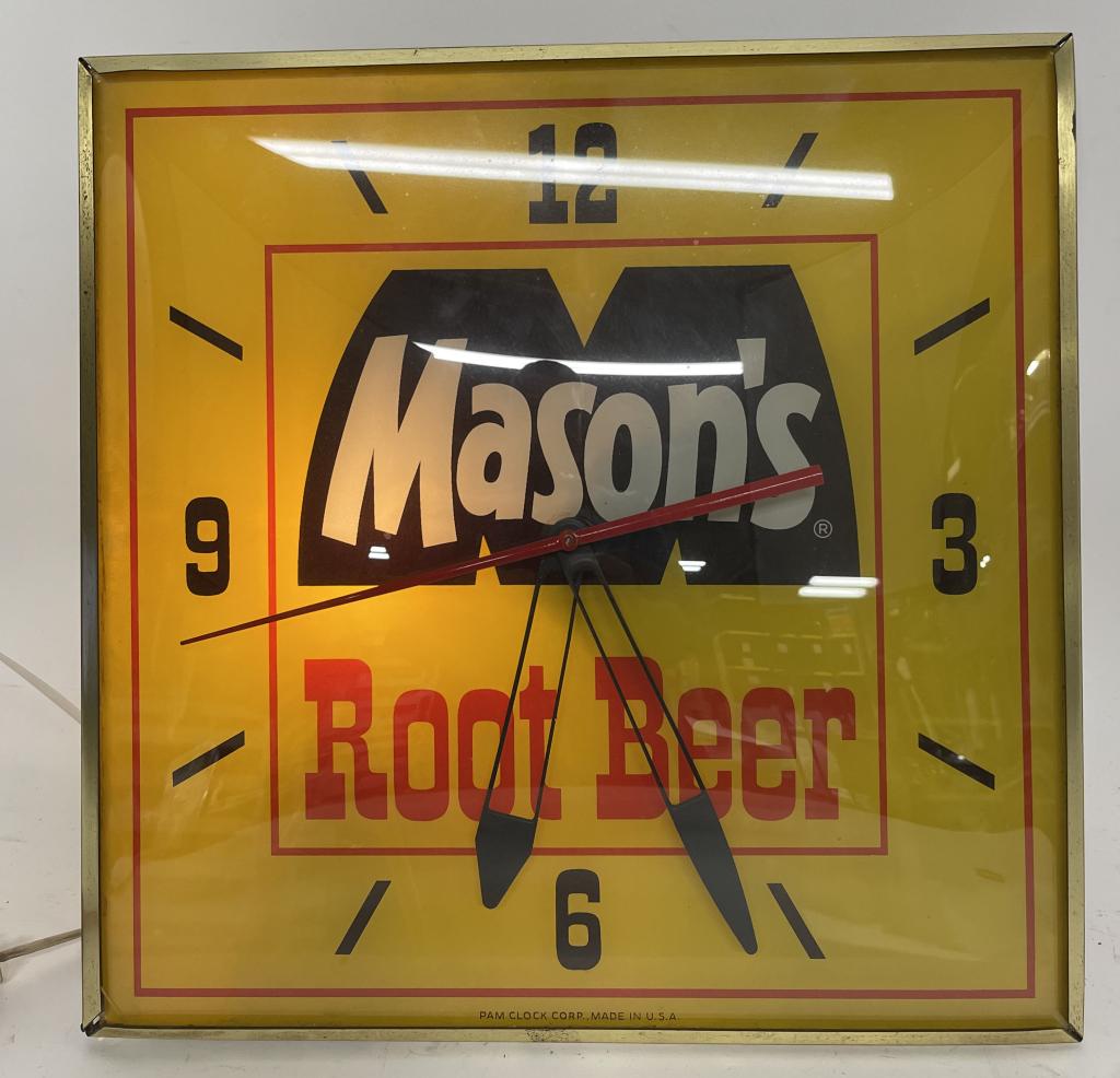 Mason's Root Beer w/Logo Lighted Clock (1 of 2)