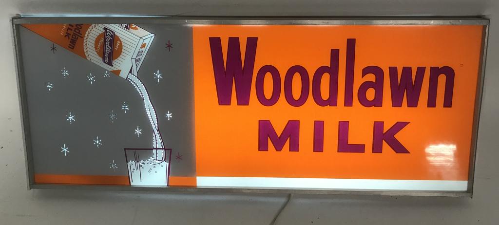 Woodlawn Milk Motion Light (1 of 2)