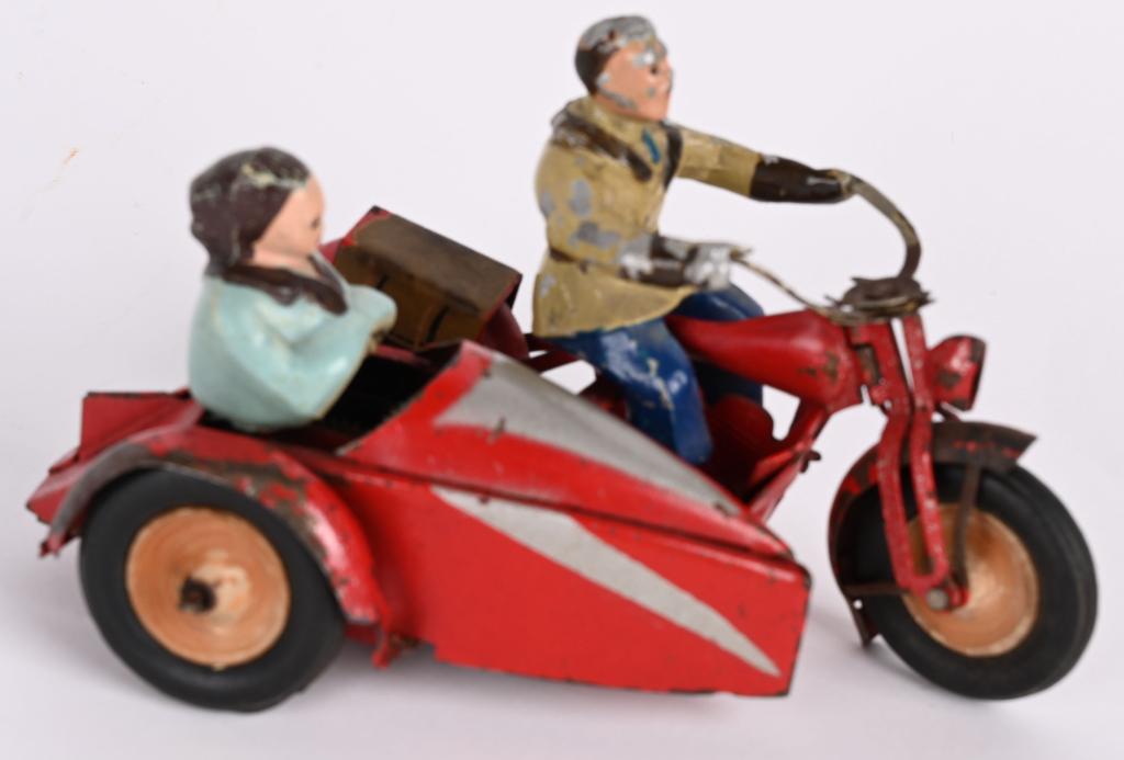 INGAP WINDUP MOTORCYCLE & SIDECAR (1 of 5)