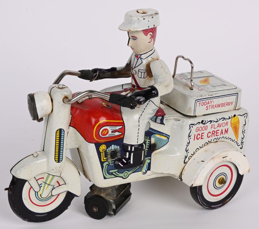 JAPAN TIN WINDUP ICE CREAM MOTORCYCLE DELIVERY (1 of 5)