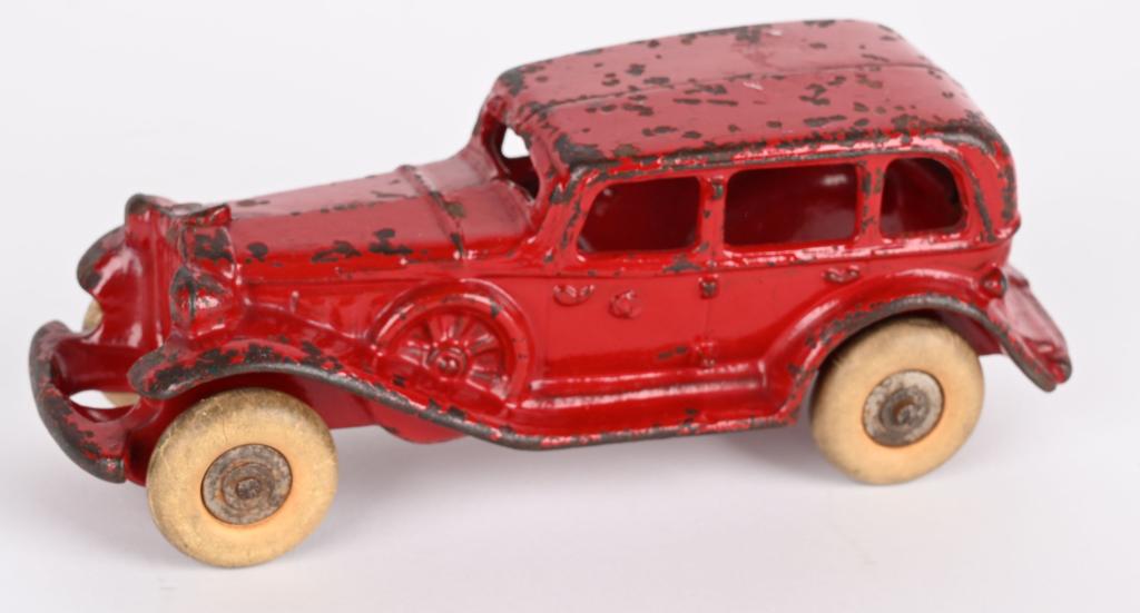 CHAMPION CAST IRON SEDAN (1 of 5)