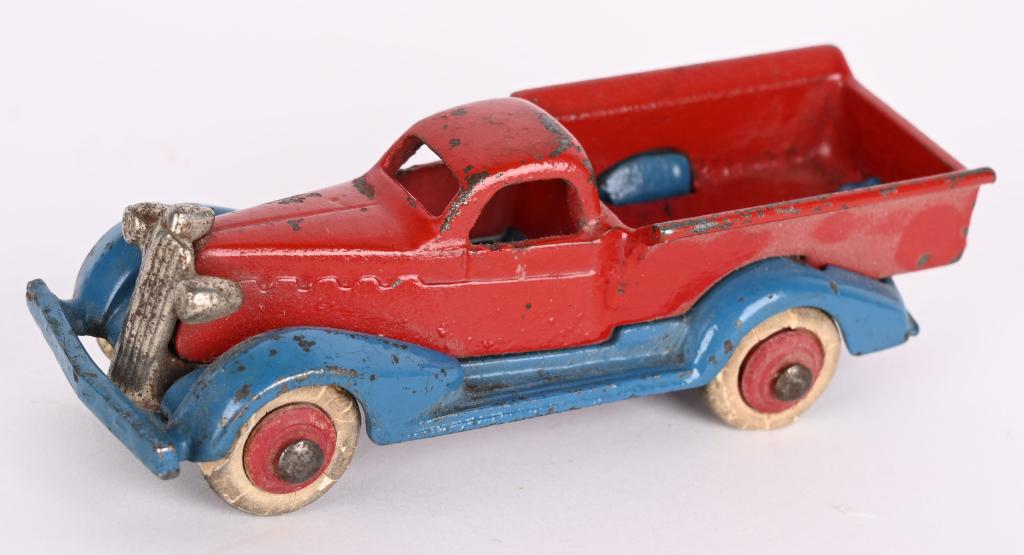 DENT CAST IRON LASALLE DELIVERY TRUCK (1 of 5)