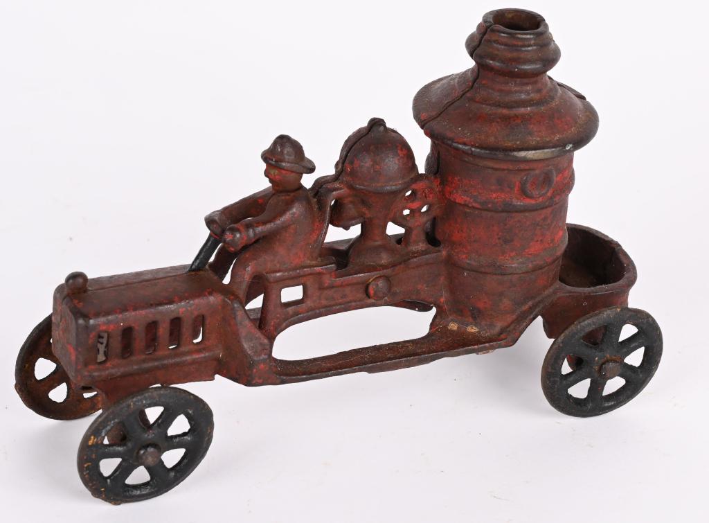 6" EARLY HUBLEY CAST IRON VENTED HOOD FIRE PUMPER (1 of 5)