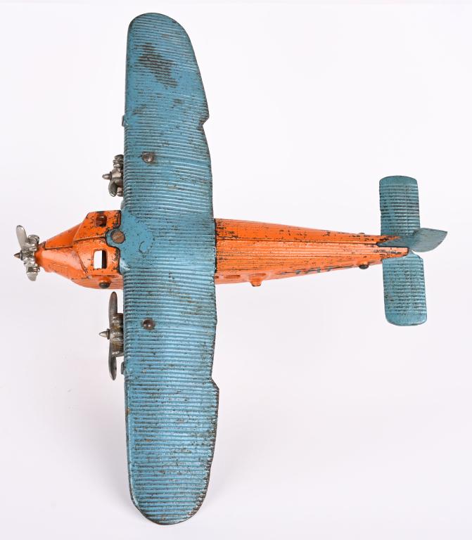 KILGORE CAST IRON TAT TRI-MOTOR AIRPLANE (1 of 7)