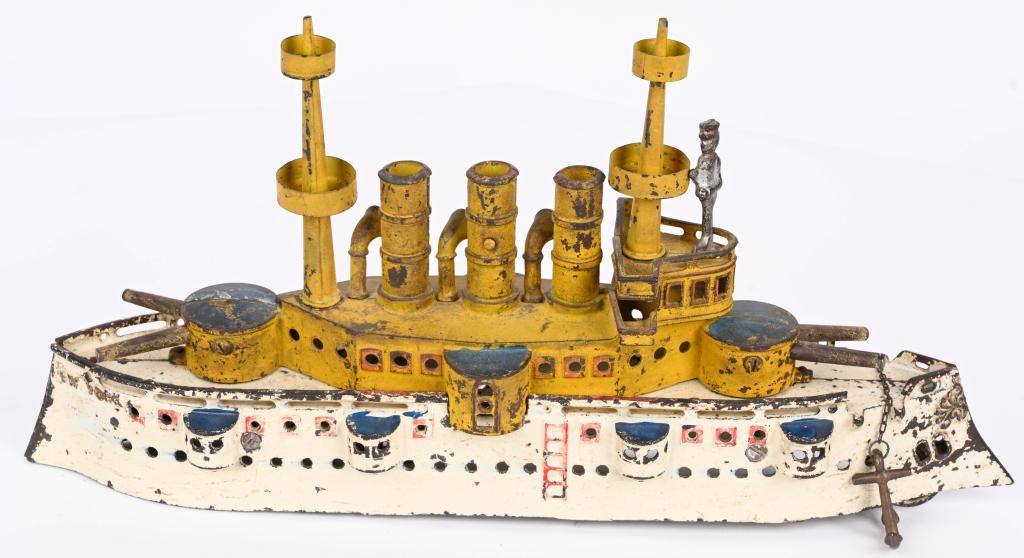 DENT CAST IRON LARGE NEW YORK BATTLESHIP (1 of 6)