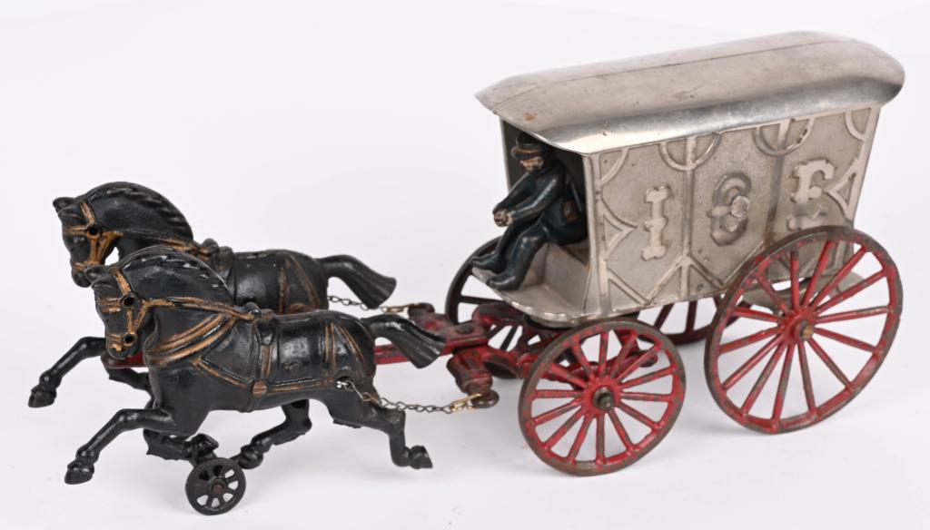 DENT CAST IRON HORSE DRAWN ICE WAGON (1 of 8)