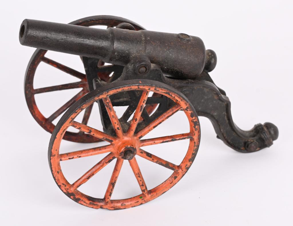 ANTIQUE CAST IRON TOY CANNON (1 of 4)