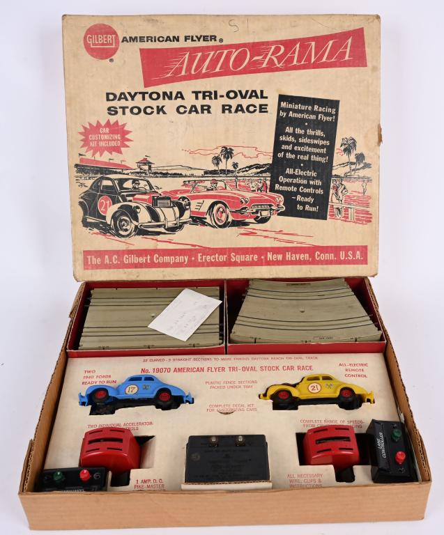GILBERT AUTO RAMA DAYTONA STOCK CAR RACE SET (1 of 4)