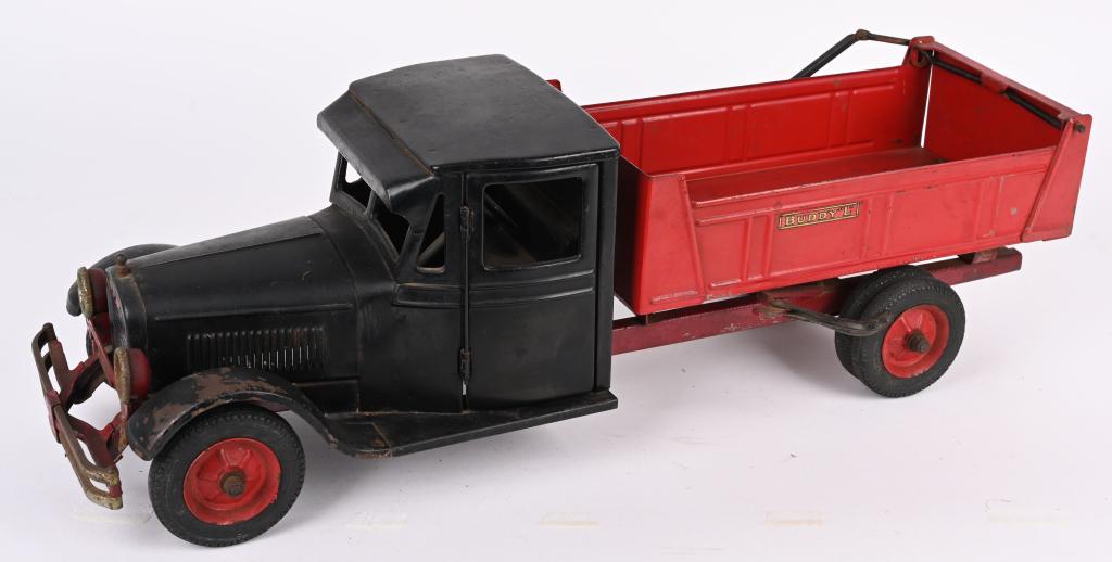 BUDDY L PRESSED STEEL JUNIOR DUMP TRUCK (1 of 5)