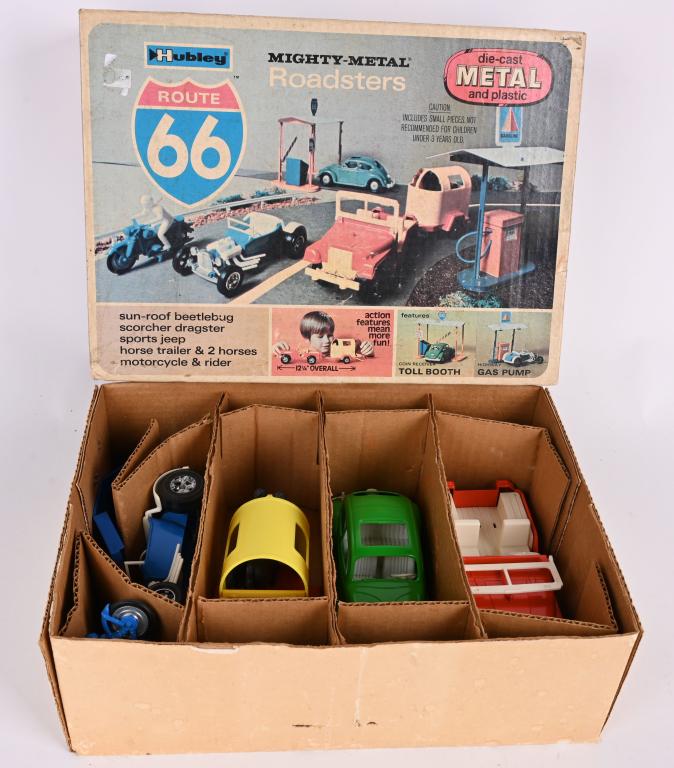 HUBLEY ROUTE 66 ROADSTERS SET w/ BOX (1 of 7)