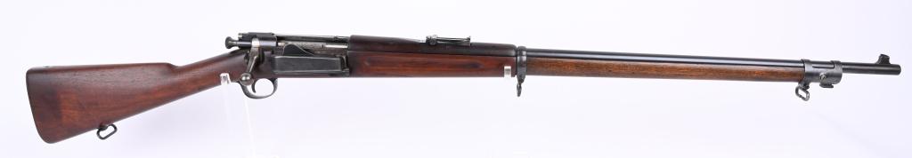 FINE 1896 KRAG US SPRINGFIELD RIFLE: SERIAL 63696. BARREL 30". CALIBER 30-40 . Clean all original rifle has strong JSA 1898 cartouche on left side with faint "P" on wrist . Has first type 1896 rear sight with small knob to 1800 yards. Be