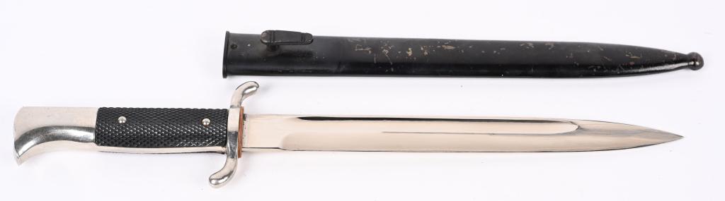 WW2 GERMAN FIRE POLICE BAYONET GUSTAV SPITZER WW2: Drop forged, 25cm, long, bright nickel/silver plated steel blade with wide fuller to each side. Blade is in overall very good condition. Maker marker to Gustav Spitzer. Brown leather washer is intact.