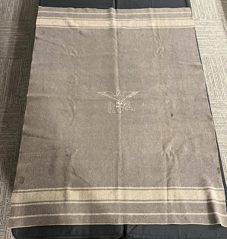 WWII ITALIAN REGIA AERONAUTICA FASCIST BLANKET WW2: Regia Aeronautica fascist blanket 189cm ×160cm. Nice, untouched condition with only a few minor stains. Excellent