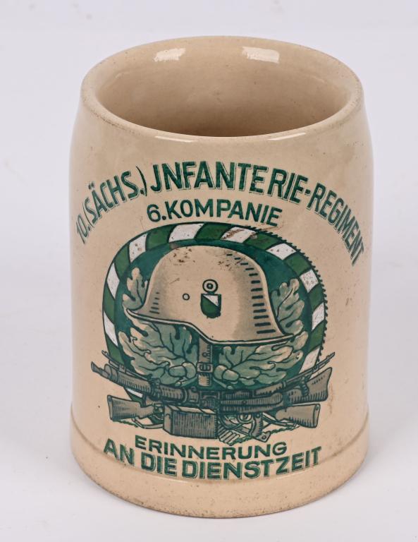 WWII NAZI GERMAN BEER MUG 10TH SAXONY INFANTRY: (Stein) Ceramic beer stein, 50mm tall, with commemorative markings "10. SACHS.JNFANTERIE-REGIMENT 6. KOMPANIE ERINNERUNG AN DIE DIENSTZEIT" graphics depict a combat helmet with crossed machi