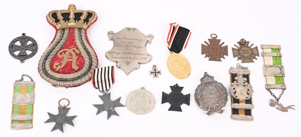 WW1 IMPERIAL GERMAN MEDAL INSIGNIA LOT BADGES WWI: Imperial German insignia lot to include 1) THREE IMPERIAL GERMAN WATCH FOBS with all three being named to lawyers. 2) REPRODUCTION WW1 IMPERIAL GERMAN PRUSSIAN PILOT'S BADGE. Die stampe