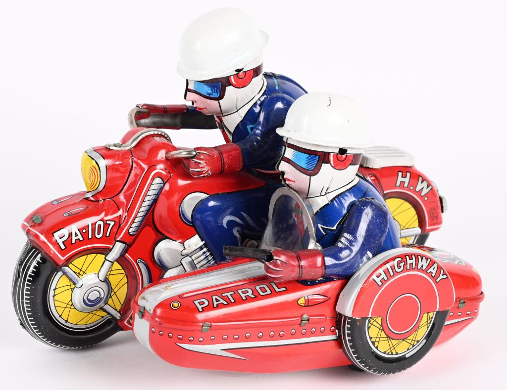 ATC HIGHWAY PATROL MOTORCYCLE & SIDECAR (1 of 4)