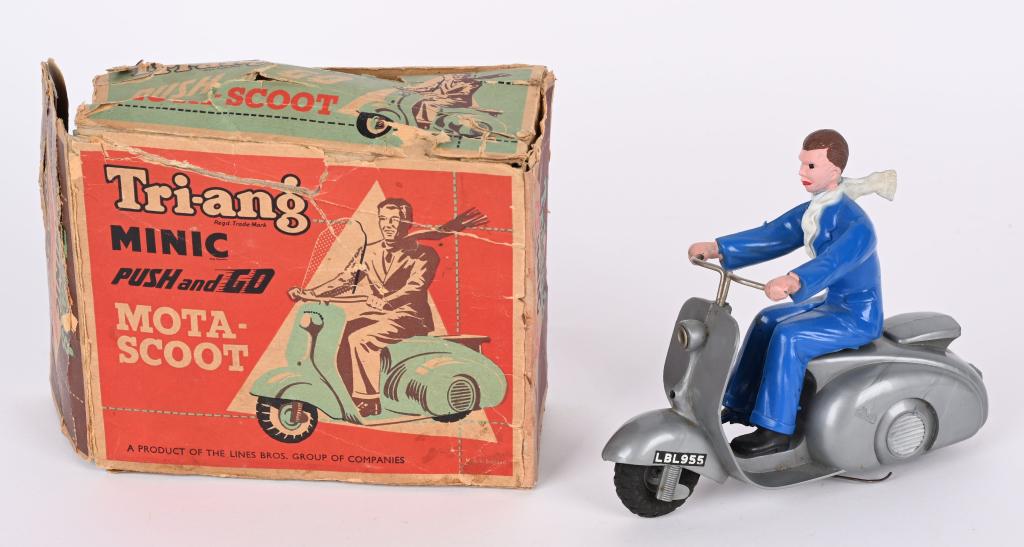 TRI-ANG MINIC FRICTION MOTA-SCOOT w/ BOX (1 of 4)