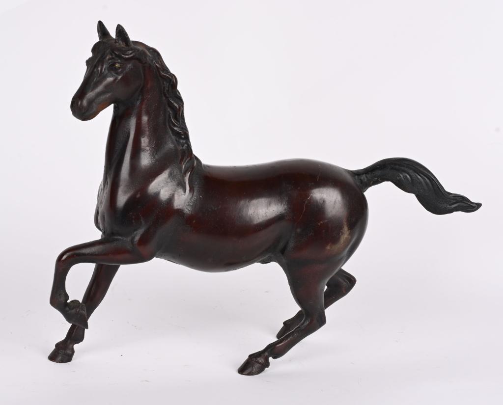 CAST IRON HORSE DOOR STOP: Cast Iron Horse Door Stop. All original with nice finish. 15" Excellent