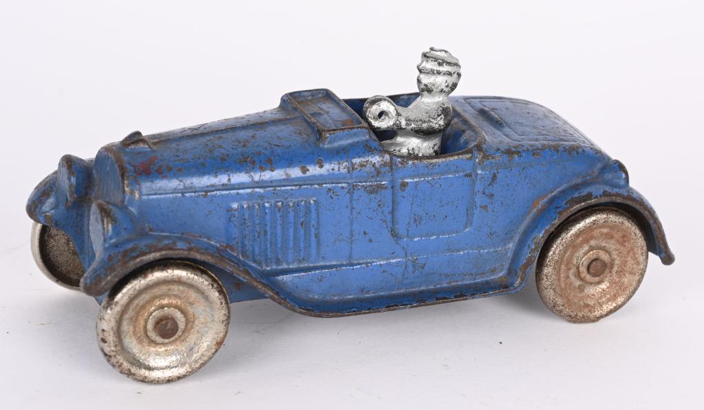 KILGORE CAST IRON ROADSTER w/ DRIVER (1 of 5)