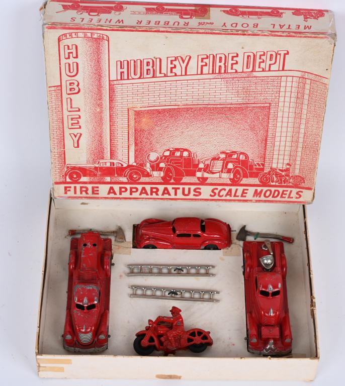 HUBLEY TOY FIRE DEPARTMENT SET w/ BOX (1 of 8)