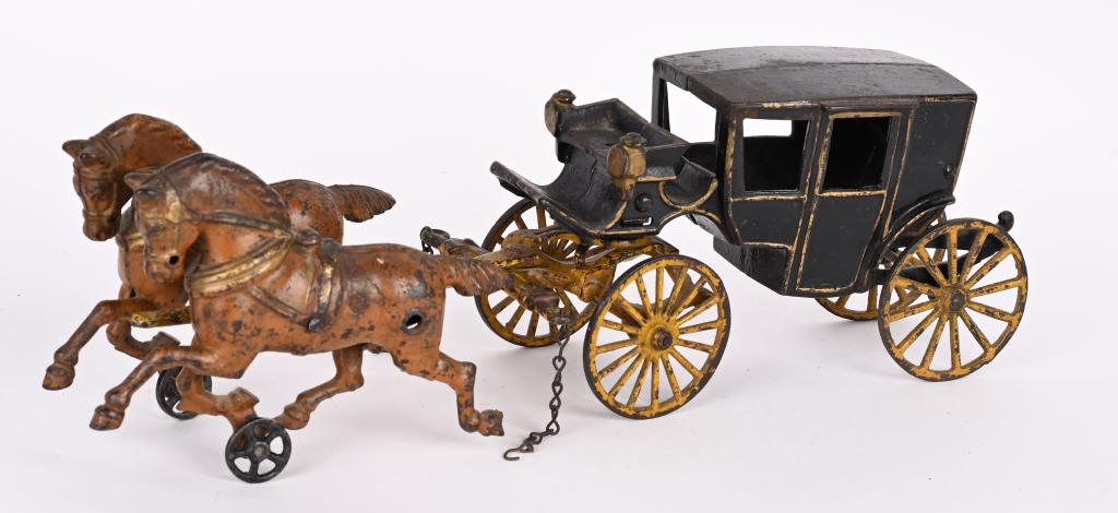 KENTON CAST IRON 2 HORSE COACH: Original Kenton cast iron 2 horse coach. Original paint with no cracks or repairs. May clean to a higher grade. 16", Very Good