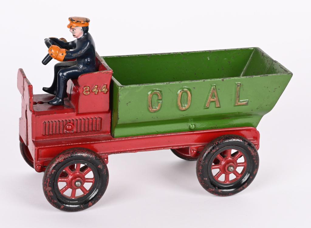 KENTON CAST IRON COAL DUMP TRUCK w/ DRIVER (1 of 5)