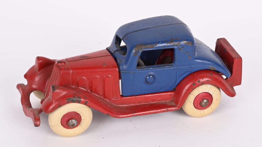 HUBELY CAST IRON TAKE-A-PART COUPE (1 of 5)