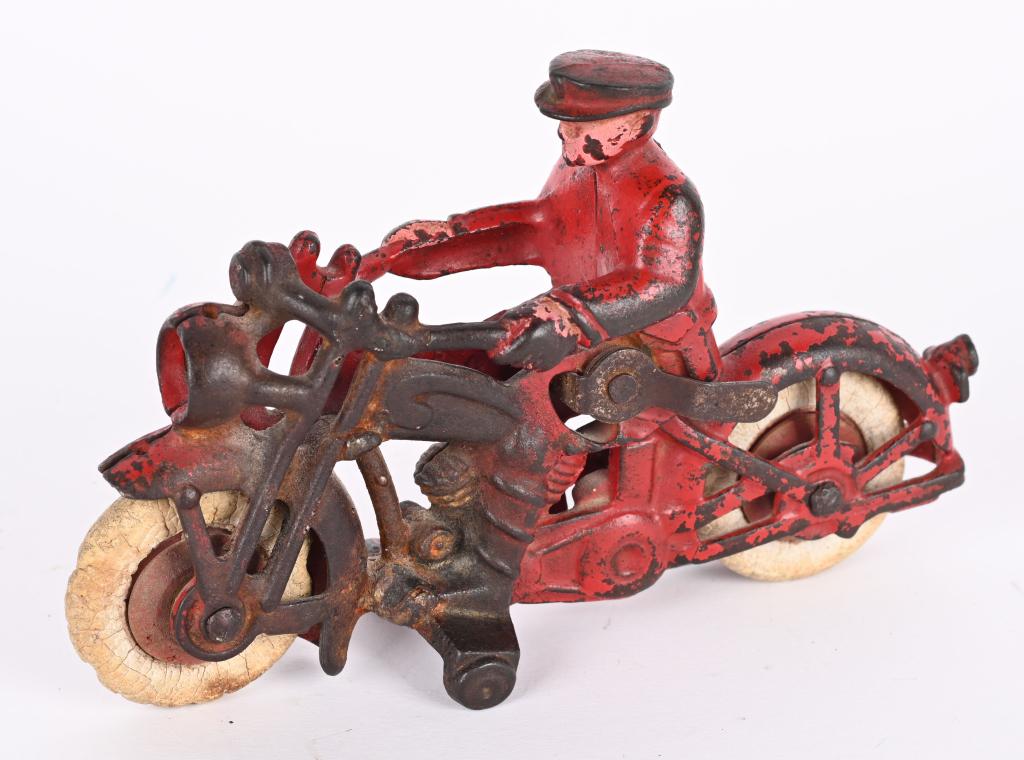 HUBLEY CAST IRON ELECTRIC HEADLIGHT CYCLE (1 of 3)