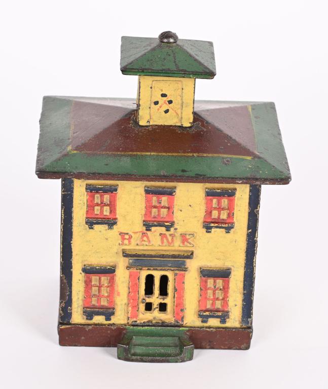 CUPOLA BANK CAST IRON STILL BANK (1 of 5)