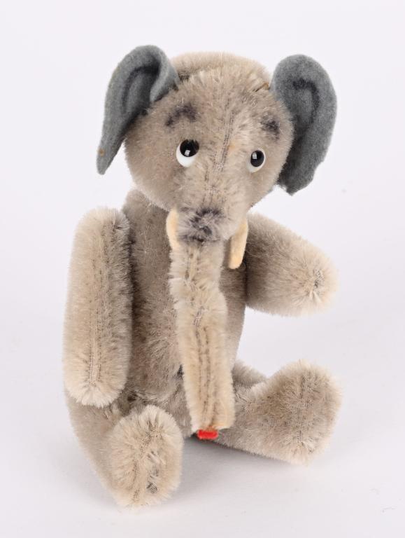 SCHUCO YES / NO ELEPHANT: All original and in great shape. Move tail and head moves. 5" Excellent