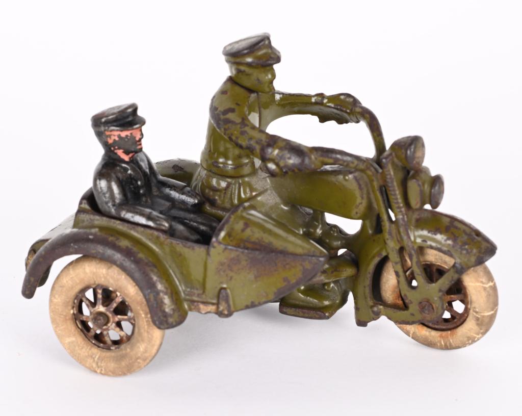 HUBLEY HARLEY DAVIDSON MOTORCYCLE w/ SIDECAR (1 of 5)