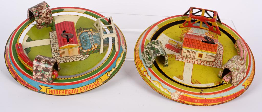 2- MARX TIN WINDUP HONEYMOON EXPRESS (1 of 2)