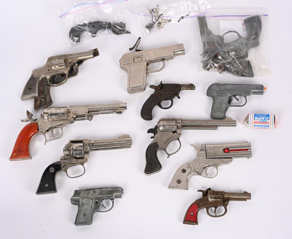 LOT OF CAP GUNS: Lot of Cap Guns all with issues. Includes Pioneer, Dagger Derringer, Trooper, Roy Rogers, Stallion, and More. Great to restore or parts.