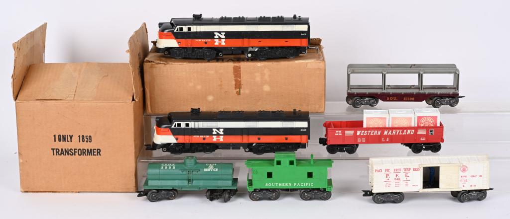 MARX NEW HAVEN DIESEL AA & FREIGHT CARS (1 of 4)