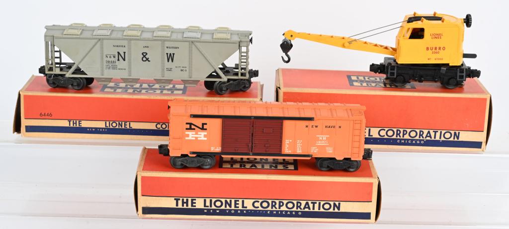 LIONEL 3360 BURRO, 6468-25 AUTO CAR & 6446 CEMENT (1 of 2)