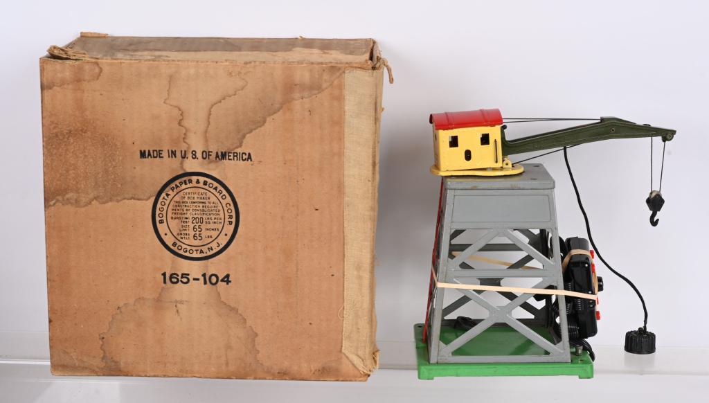 LIONEL 165 REMOTE CONTROL MAGNETIC CRANE w/ BOX (1 of 3)