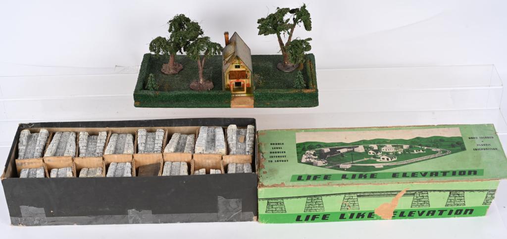 LIONEL LANDSCAPED PLOT w/ BUNGALOW & MORE (1 of 5)