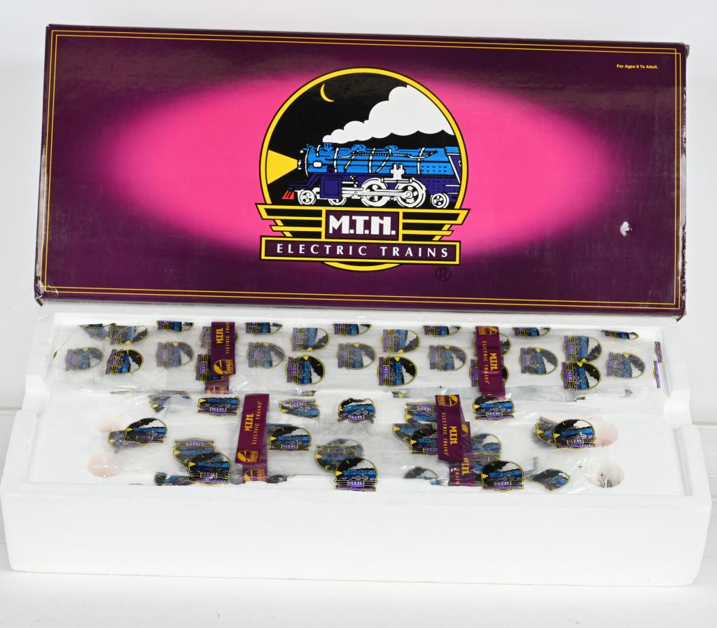 MTH UNION PACIFIC PROPANE TURBINE LOCOMOTIVE SET (1 of 2)