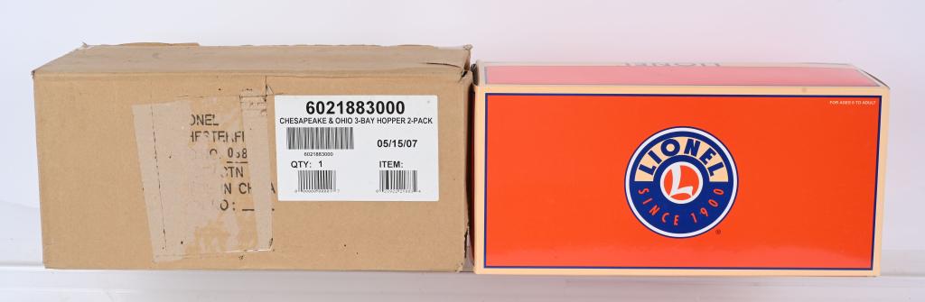 LIONEL 6-21883 CHESAPEAKE & OHIO 3-BAY HOPPERS (1 of 2)