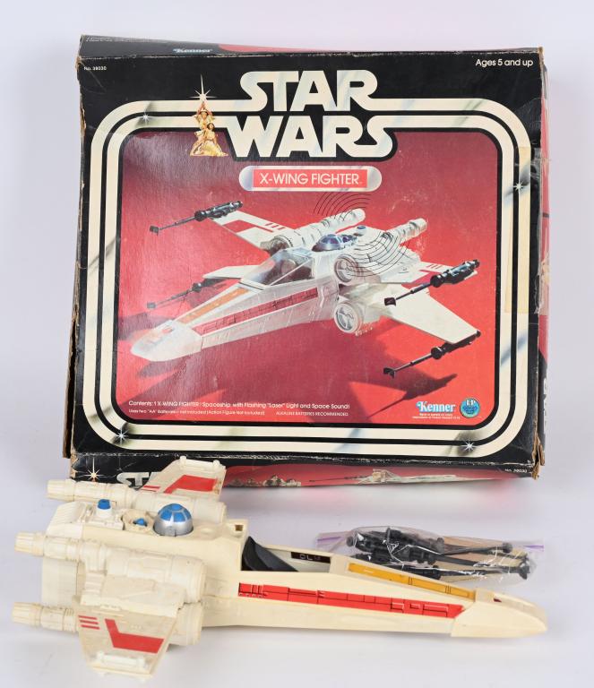 STAR WARS X-WING FIGHTER w/ BOX (1 of 3)