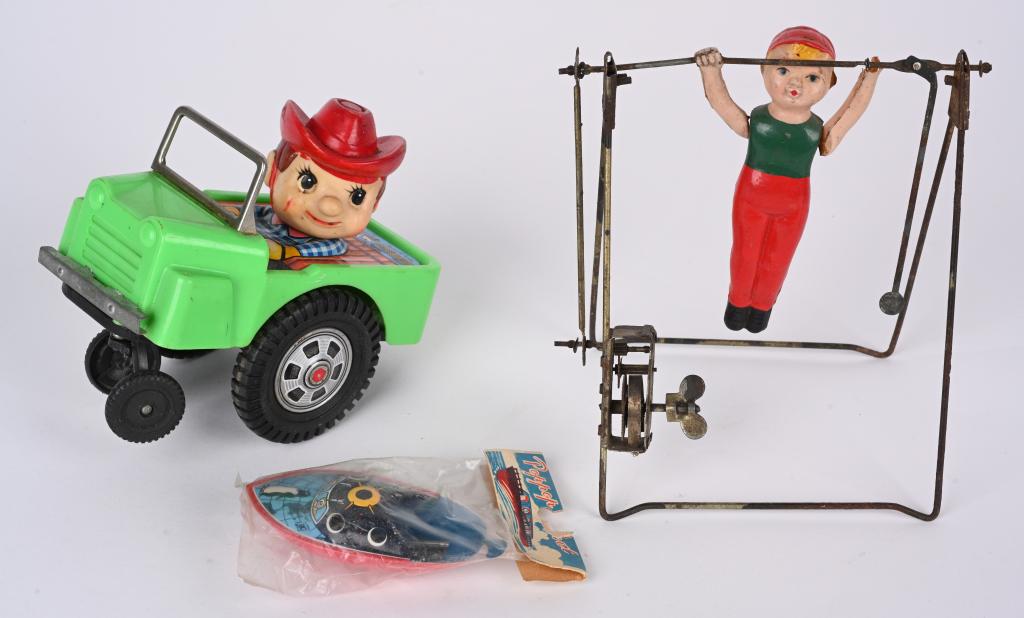 Lot of Vintage Toys: Includes windup Crazy Car, windup Acrobat, and New Old Stock Boat. Largest 6" Excellent