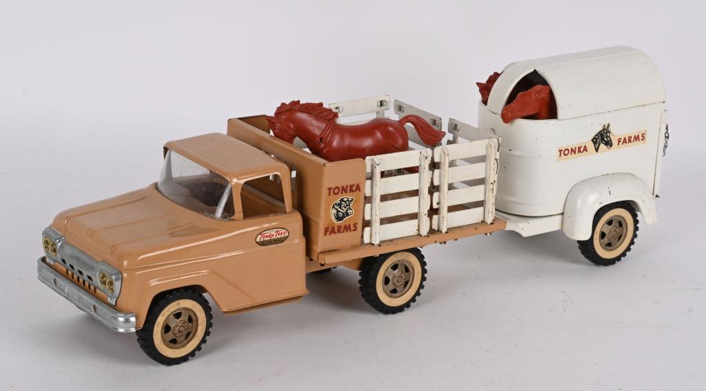 TONKA FARMS STAKE BED TRUCK & HORSE TRAILER (1 of 4)