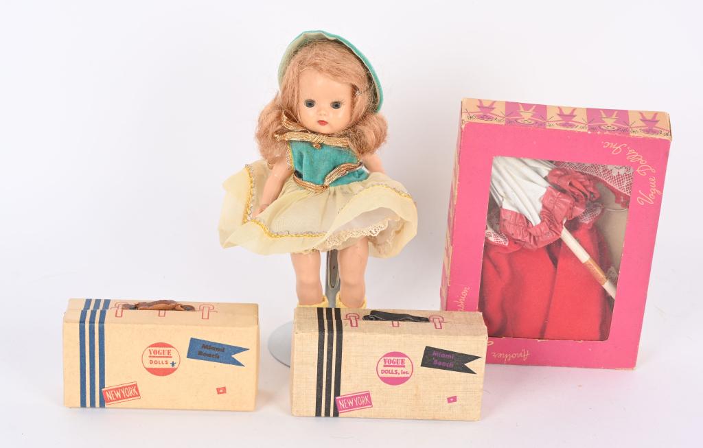 VINTAGE VOGUE GINNY DOLL & ACCESSORIES (1 of 3)