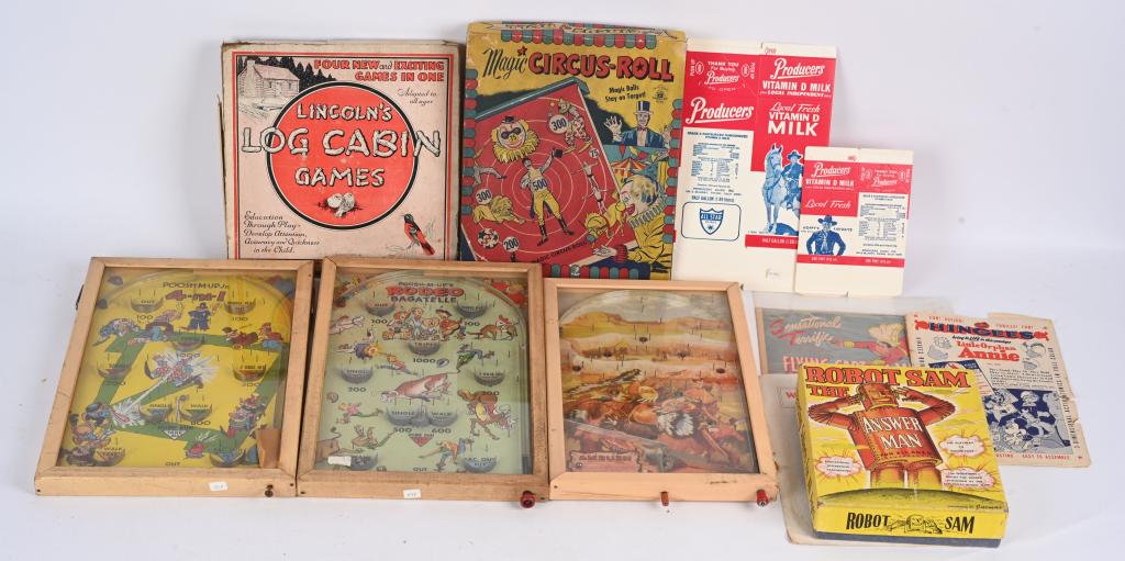 LARGE LOT TOYS and GAMES (1 of 8)